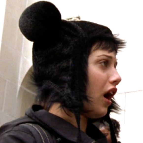 Meet your Posher, Stephanie - Picture 1 of 1